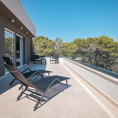Rhapsody In Green - Luxury Villa In Zadar Crno Luaran gambar