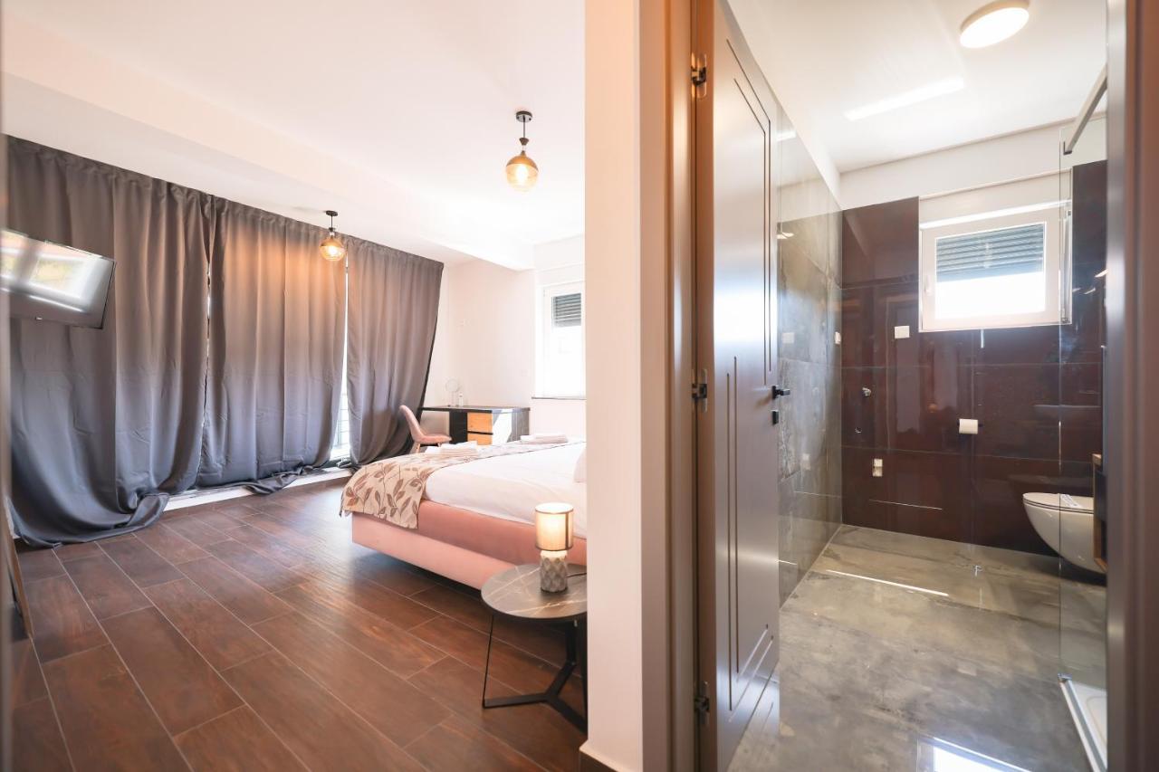 Rhapsody In Green - Luxury Villa In Zadar Crno Luaran gambar
